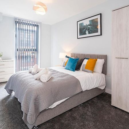 New Build - 2 Bed Snug Modern Apartment - Juliet Balcony - Roof Top Terrace - Digbeth, Birmingham City Centre - Free Netflix & Smart Tv Kültér fotó