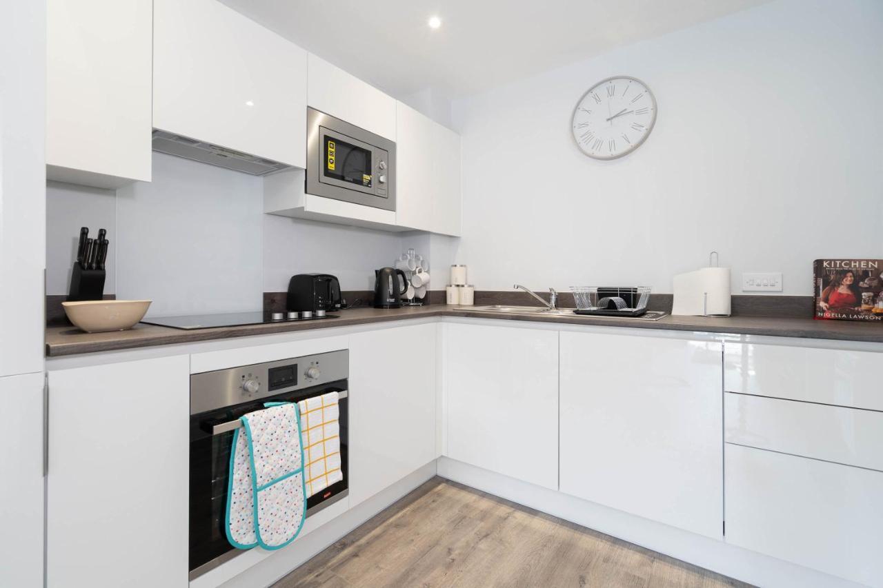 New Build - 2 Bed Snug Modern Apartment - Juliet Balcony - Roof Top Terrace - Digbeth, Birmingham City Centre - Free Netflix & Smart Tv Kültér fotó