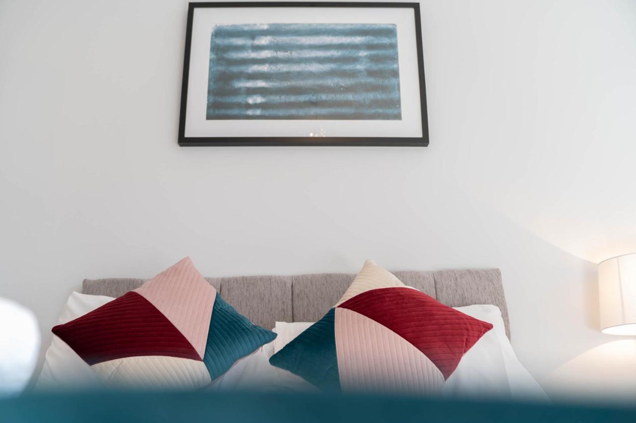 New Build - 2 Bed Snug Modern Apartment - Juliet Balcony - Roof Top Terrace - Digbeth, Birmingham City Centre - Free Netflix & Smart Tv Kültér fotó